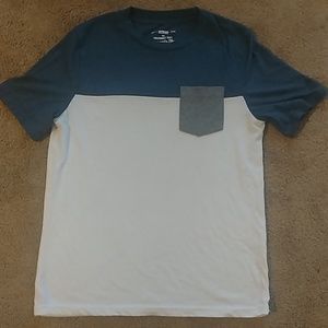 Boys gently used tshirt